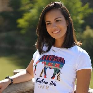 Meet your Posher, Nathália